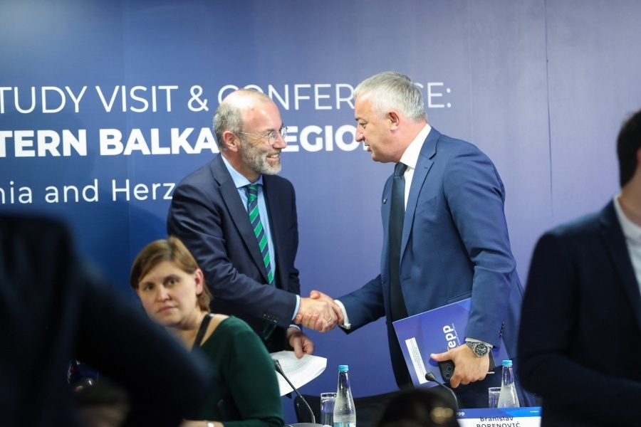 BORENOVIĆ NAKON POTPISIVANJA EPP DEKLARACIJE: 'Evr