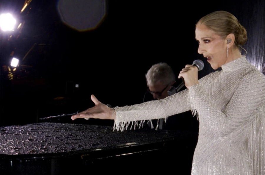 VELIKI PORVATAK NA SCENU: Céline Dion poslala tajanstvenu poruku i pokrenula lavinu nagađanja - šta se sprema? (FOTO)