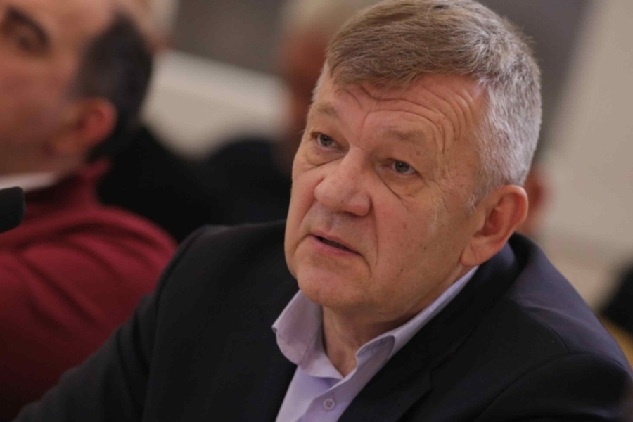 OPASNE PORUKE IZ BANJA LUKE: Priprema li Rs parale