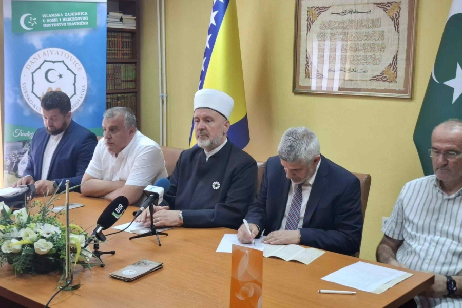 PET STOLJEĆA JE DIO BOŠNJAČKE TRADICIJE I KULTURE: Sve sprem