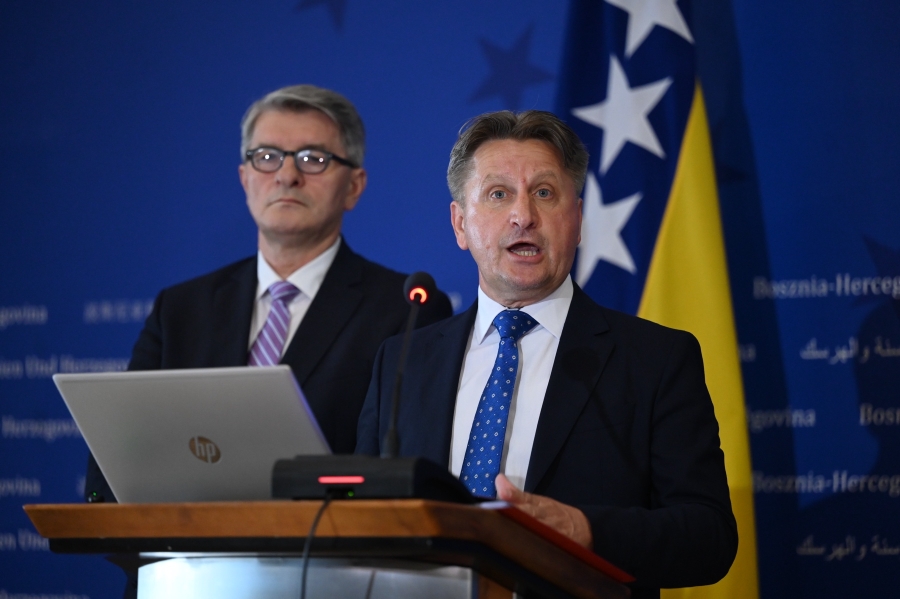 JASMIN EMRIĆ OTKRIVA: Evo šta stoji u anonimnoj prijavi protiv Džuve i Kajganića