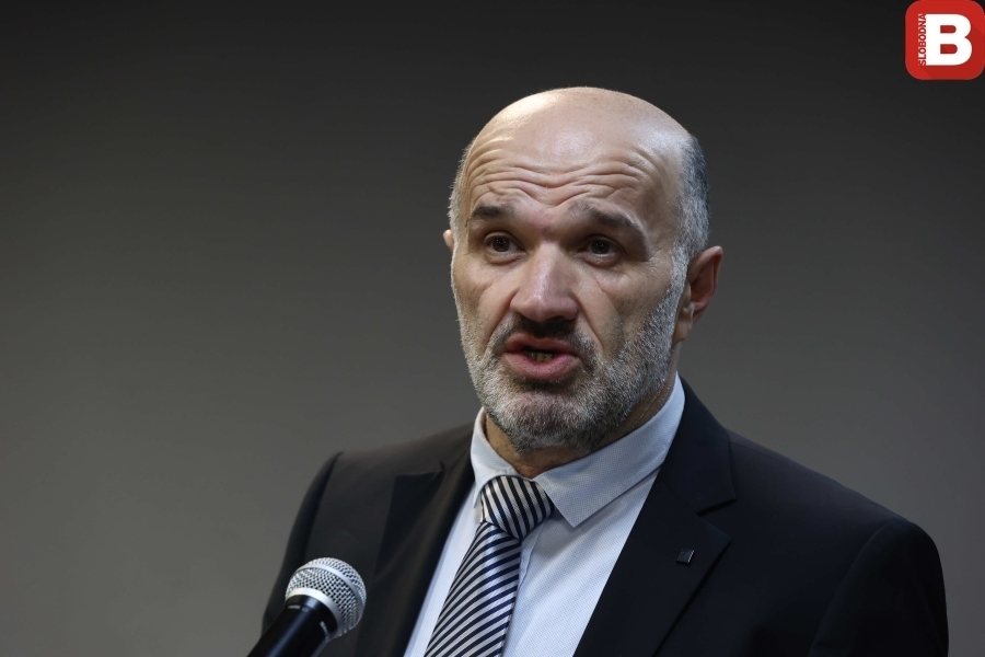 ADVOKAT SENAD PEĆANIN, NAKON SKANDALOZNIH NAJAVA IZ SREDNJE 