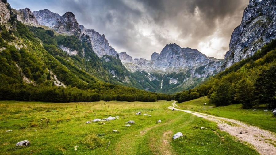 NESREĆA NA PLANINARENJU: Poginula državljanka Srbije