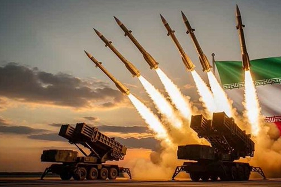 GORI NA BLISKOM ISTOKU: Oglasila se Iranska revolu