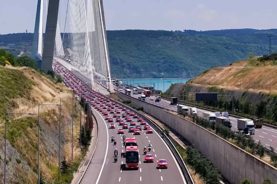 OVO SE RIJETKO VIĐA: Pogledajte kako su turski reprezentativci ispraćeni na Mundijal (FOTO, VIDEO)