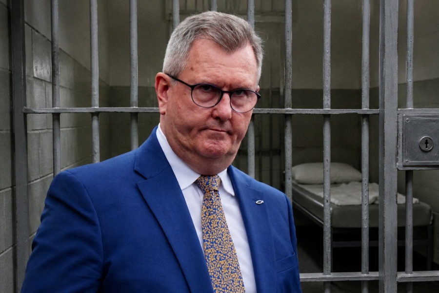 KRIV JE: Britanski vitez pedofil vraća ordenje nakon presude za silovanje