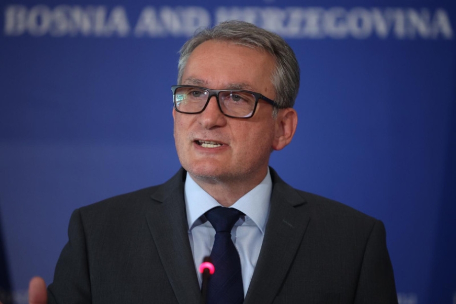 MLADEN BOSIĆ PREDVIĐA NOVI SCENARIO: 'Moguće je da zamole Schmidta da ostane još malo!'