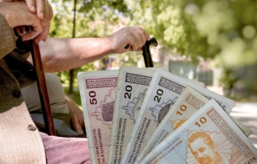 POČINJE ISPLATA MAJSKIH PENZIJA: Evo koliko iznose najniža i najviša primanja