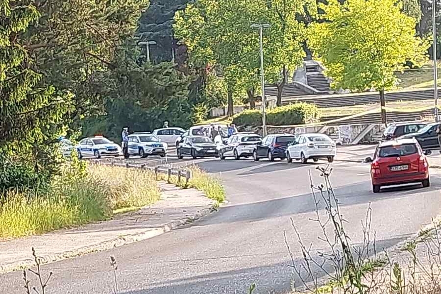 KRVAVA DRAMA U SARAJEVU: Izrešetan muškarac na spomen-parku 