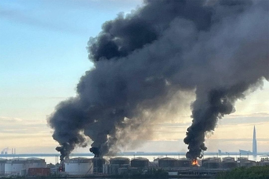 GORI RUSIJA: Strašne scene nakon silovitog ukrajnskog napada širom zemlje, eksplozije na nebu iznad Moskve, gori u Sankt Petersburgu...