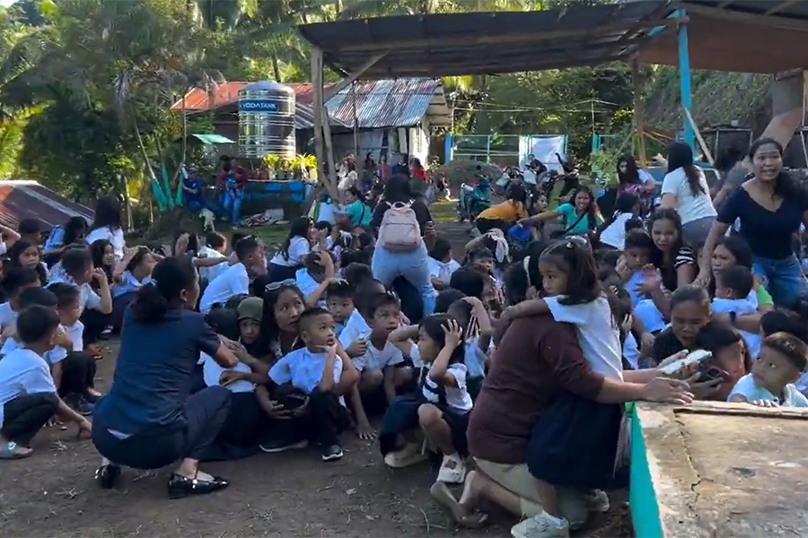 STRAŠNE SCENE S FILIPINA, NAKON RAZORNOG ZEMLJOTRESA: Raste 