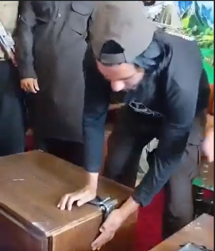 ASPURADAN SNIMAK IZ AFGANISTANA: Talibani golim ru