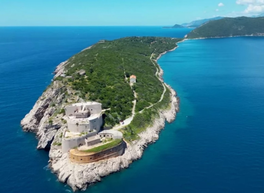 OD REZOLUCIJE O JASENOVCU DO PREVLAKE: Kako su se odnosi Podgorice i Zagreba potpuno srušili, a jedno ostrvo opet dijeli region!
