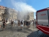 IZDRŽATI 'PAKAO' NA ASFALTU: Pogledajte kako se Prag bori s ekstremnim temperaturama na najpoznatijim turističkim lokacijama (VIDEO)