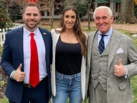 SEKS SKANDAL POTRESAO REPUBLIKANCE: Trumpov sveštenik bacio uže pred izbore zbog afere s misicom
