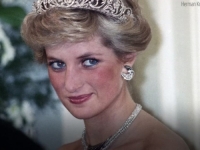 AUKCIJA KOJA JE PODIGLA BRITANIJU NA NOGE: Isplivale nikad viđene fotke i pisma princeze Diane!