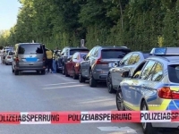 PRVE SLIKE MJESTA GDJE SRBIN DRŽI DJECU KAO TAOCE: Upucao policajca, prijetio palicom po restoranu i prskao ljude biber sprejom