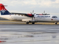 PRVI AVION IZ BEOGRADA SLETIO NA BRAČ: Evo kakav su doček pripremili putnicima