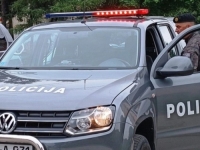 NOVI DETALJI PUCNJAVE KOD BANOVIĆA: Iz kalašnjikova otvorio vatru na bračni par zbog ranijeg sukoba, na meti mu bio i brat ubijenog