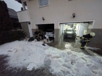 SNAŽNO NEVRIJEME POHARALO REGION: Orkanski vjetar nosio krovove kuća i bolnica, grad opustošio regiju, načelnik očajan - 'Ovdje više ništa neće rasti!' (FOTO,VIDEO)