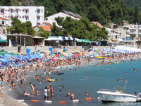 NAJJEFTINIJA OPCIJA ZA ODMOR NA JADRANU: U ovom gradu apartmani su od 20, kafa 1,50, a doručak četiri eura