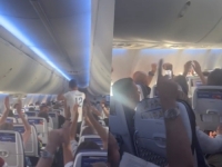 ZMAJEVI SU NAPRAVILI ČUDO: Pogledajte atmosferu na letu između Los Angelesa i Las Vegasa (VIDEO)