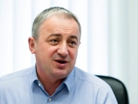 DVOSTRUKA MJERILA U BiH: Žele kazne zatvora za ZDS, a četničkom vojvodi dižu spomenike