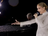 VELIKI PORVATAK NA SCENU: Céline Dion poslala tajanstvenu poruku i pokrenula lavinu nagađanja - šta se sprema? (FOTO)