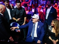 UŠAO U DEVETU DECENIJU ŽIVOTA: Američki predsjednik Donald Trump proslavio rođendan organizacijom večeri mješovitih...