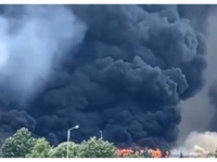 CRNI SE NEBO NAD MOSTAROM, NA TERENU I VOJSKA: 'Čuju se detonacije, potpuna apokalipsa' (VIDEO)