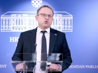 PLENKOVIĆEV SAVEZNIK NAPAO IZETBEGOVIĆA: 'Bakir Izetbegović i njegova SDA su protiv ulaska BiH u EU!'