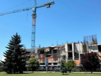 UŽAS U ŽIVINICAMA: Na gradilištu poginuo radnik (FOTO)