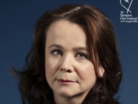 VELIKA ZVIJEZDA STIŽE U SARAJEVO: Emily Watson dobija Počasno Srce Sarajeva i predvodi festivalski žiri