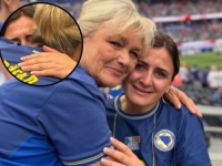 POTEKLE SU I SUZE RADOSNICE: Majke Edina i Kerima u zagrljaju na stadionu u Seattleu (FOTO)