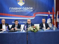 BURNO U BANJOJ LUCI: 'Bjegunac' iz Vukanovićeve stranke zatražio mjesto nosioca liste SDS-a, profesor Blagojević ulazi u politiku...