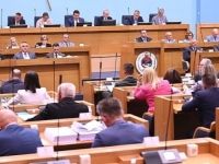 KONTRADEKLARACIJA PROBOSANSKI POLITIČARI IZ RS-a: Devet argumenata zašto OHR mora ostati u BiH