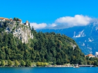 UŽAS U SLOVENIJI: Dijete palo u provaliju s vidikovca iznad Bleda