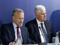 SUSJEDI PIŠU: 'Izetbegović nudi Čoviću suradnju ako se HDZ BiH udalji od...'