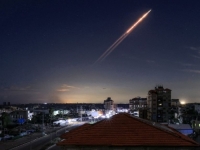 SNIMAK OBILAZI SVIJET: Iran objavio video lansiranja raketa na Izrael, značajna poruka na projektilu (VIDEO)