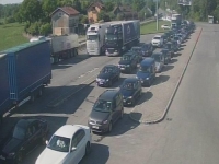 ČEKA SE SATIMA: Duge kolone vozila na tri granična prijelaza u Bosni i Hercegovini...