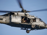 DRAMA U ZRAKU: Borbeni helikopter američke vojske srušio se u blizini Hormuškog tjesnaca, oba pilota su...