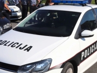 SKANDAL NA GRANICI: Policijski šef koristio službeni kombi za selidbu na Pelješac