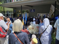TRAŽE UKLANJANJE MURALA RATNOM ZLOČINCU: Porodice još uvijek tragaju za 42 nestale osobe iz Kalinovika, Lalović i Govedarica na slobodi......