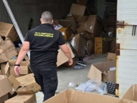 OKONČANA BRZA AKCIJA: UIO na području RC Tuzla oduzela robu za internet prodaju vrijednu čak...