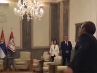 SRBIJA U ŠOKU NAKON SNIMKE IZ PREDSJEDNIŠTVA: Burne reakcije nakon poteza Aleksandra Vučića...