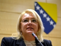 REVIZORI DOKAZALI: Bradara jela i pila kao da suta ne postoji, a koliko je tek spiskala državnih para na namještaj...