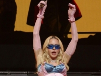 MADONNA ZAPALILA TIMES SQUARE: Legendarna pjevačica pretvorila New York u veliki noćni klub (FOTO, VIDEO)