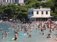 U INAT NAVIKAMA TURISTA: Makarska uvodi radikalne zabrane koje će potpuno promijeniti ljetovanje građana BiH