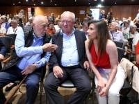 STJEPAN MESIĆ S KONCERTA PARTIZANSKE PJESME ŠALJE PORUKU HRVATSKOJ: 'Čudim se ovim oznakama'