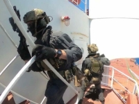 'TO NEĆEMO DOZVOLITI!': Francuzi upali na ruski tanker, Macron objavio snimku akcije (VIDEO)